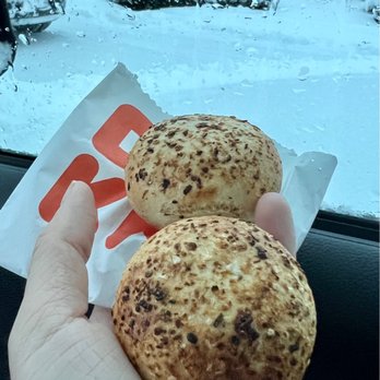 Dunkin' - Chive & Onion Bagel Minis - Coffee & Tea Near Me - Chelsea, Massachusetts Dunkin' - Chive & Onion Bagel Minis - Coffee & Tea Near Me - Chelsea, Massachusetts