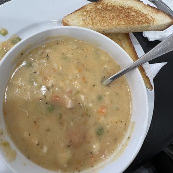 Haven's Cafe - Chicken and dumpling special - Coffee & Tea Near Me - Winnsboro, Texas
