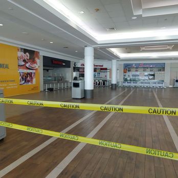 Broadway Commons - Broadway Mall (Hicksville) Food Court. February 7, 2026. - Shopping Centers Near Me - Hicksville, New York