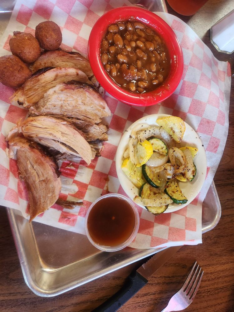 THE WOOD BOX BBQ RESTAURANT 88 Photos & 83 Reviews 401 N Bridge St