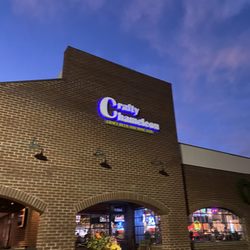 The Crafty Chameleon Brewery and Pizza - Outside