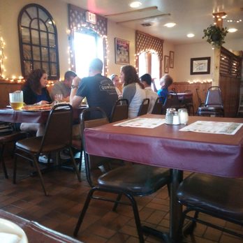 Gianni's Pizza - Pizza Near Me - Hudson, Florida