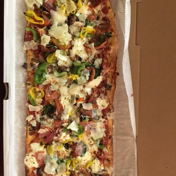 V3 Flatbread Pizza - Make your own pizza. Traditional crust, traditional sauce, and lots of toppings! All for $8!!! - Pizza Near Me - Pittsburgh, Pennsylvania