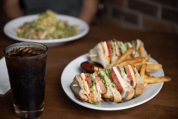 Green Mill Restaurant & Bar by null