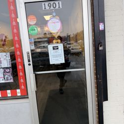 Millennium A La Brasa - Front door
