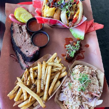 Hindsight BBQ - Barbeque Near Me - Waterbury, Connecticut