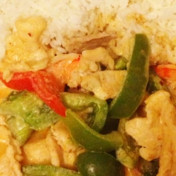 Thai Village - Yummy!!! Chicken curry & steam rice - Thai Near Me - Tulsa, Oklahoma