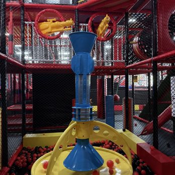 Jump Club Trampoline - Fun ball machine - Trampoline Parks Near Me - Tujunga, California