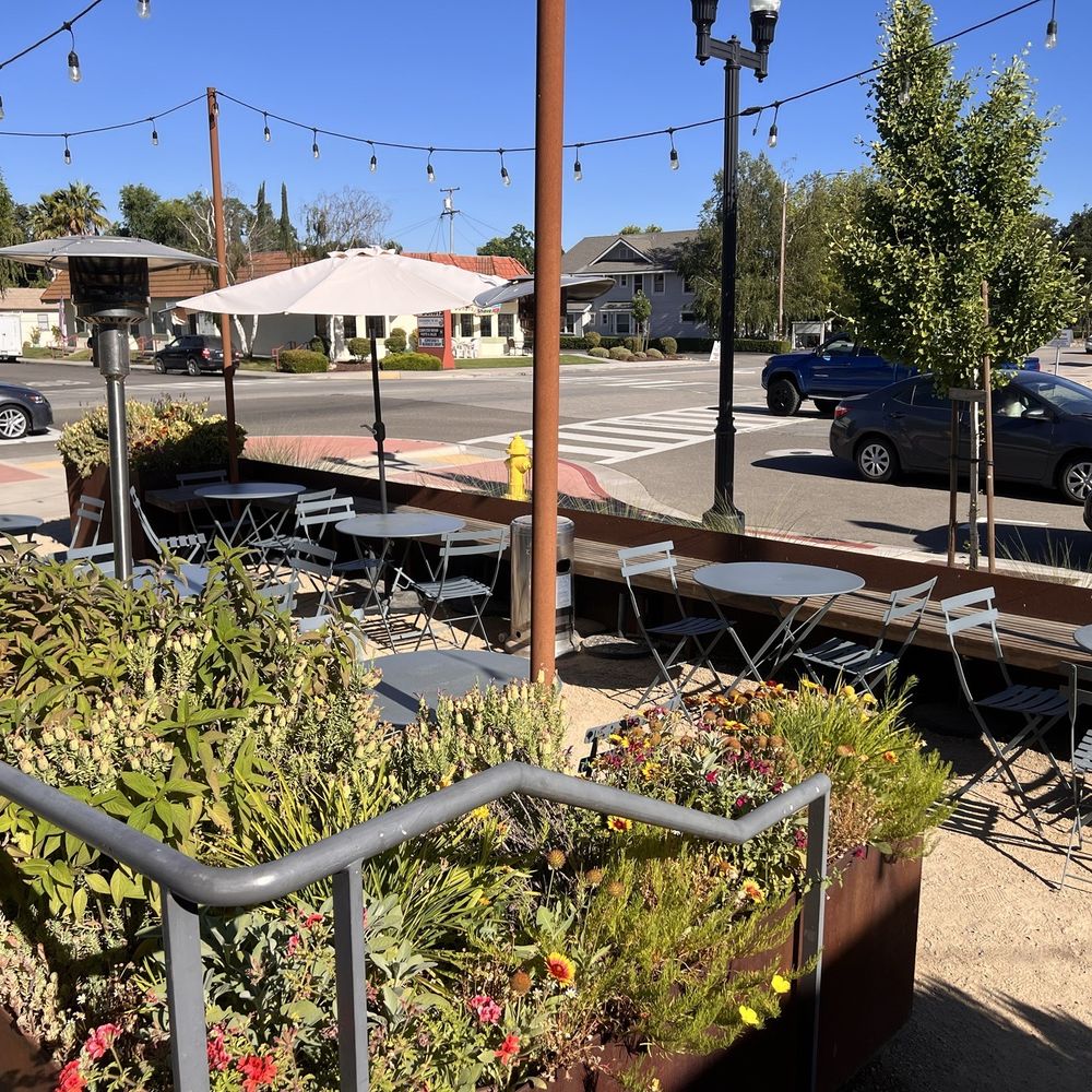 Finca Paso Robles - Additional outdoor seating - Mexican Near Me - Paso Robles, California