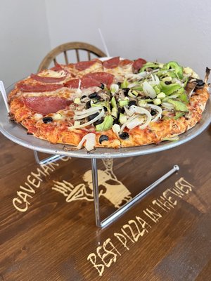 Caveman Cavey's Pizza by null