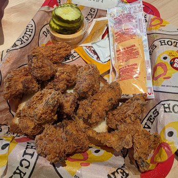 Dave's Hot Chicken - Chicken Shop Near Me - Riverview, Florida Dave's Hot Chicken - Chicken Shop Near Me - Riverview, Florida