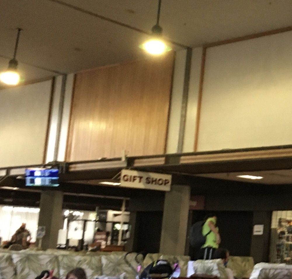 HILO AIRPORT GIFT SHOP Updated July 2024 2450 Kekuanaoa St, Hilo