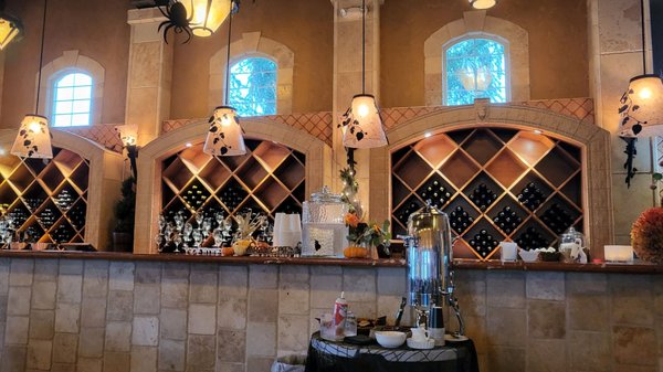 Tsillan Cellars by null