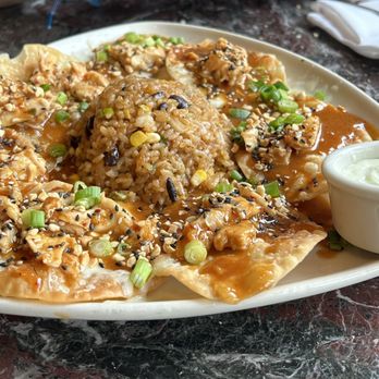 Grand Lux Cafe - Asian Nachos for appetizer - American Near Me - Paramus, New Jersey