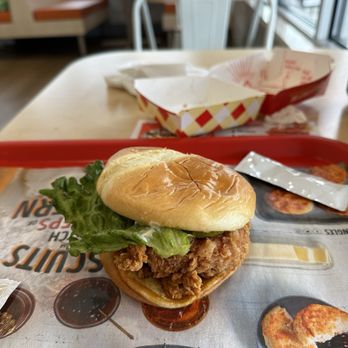 Bojangles - Chicken Sandwich - Desserts Near Me - Canton, Ohio