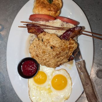 Hash House A Go Go - Famous Fried Chicken with Mashed Potatoes, Bacon, Biscuit, and Eggs - Breakfast & Brunch Near Me - Montville, Connecticut Hash House A Go Go - Famous Fried Chicken with Mashed Potatoes, Bacon, Biscuit, and Eggs - Breakfast & Brunch Near Me - Montville, Connecticut