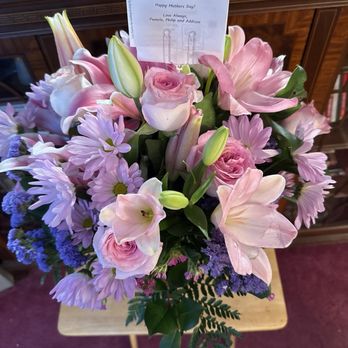 Flower World - Florists Near Me - Northridge, California
