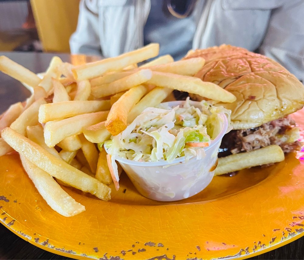 Rossville Water Pub Logo