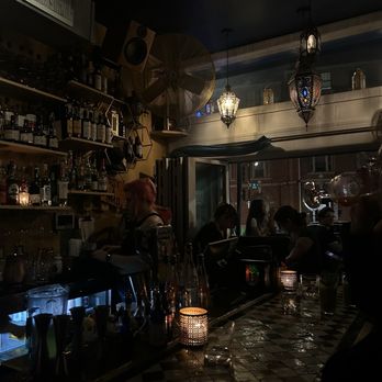 The Green Zone - Inside - Cocktail Bars Near Me - Washington, DC, District of Columbia The Green Zone - Inside - Cocktail Bars Near Me - Washington, DC, District of Columbia