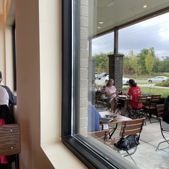 Big Bad Breakfast - Franklin - Patio view - Breakfast & Brunch Near Me - Franklin, Tennessee