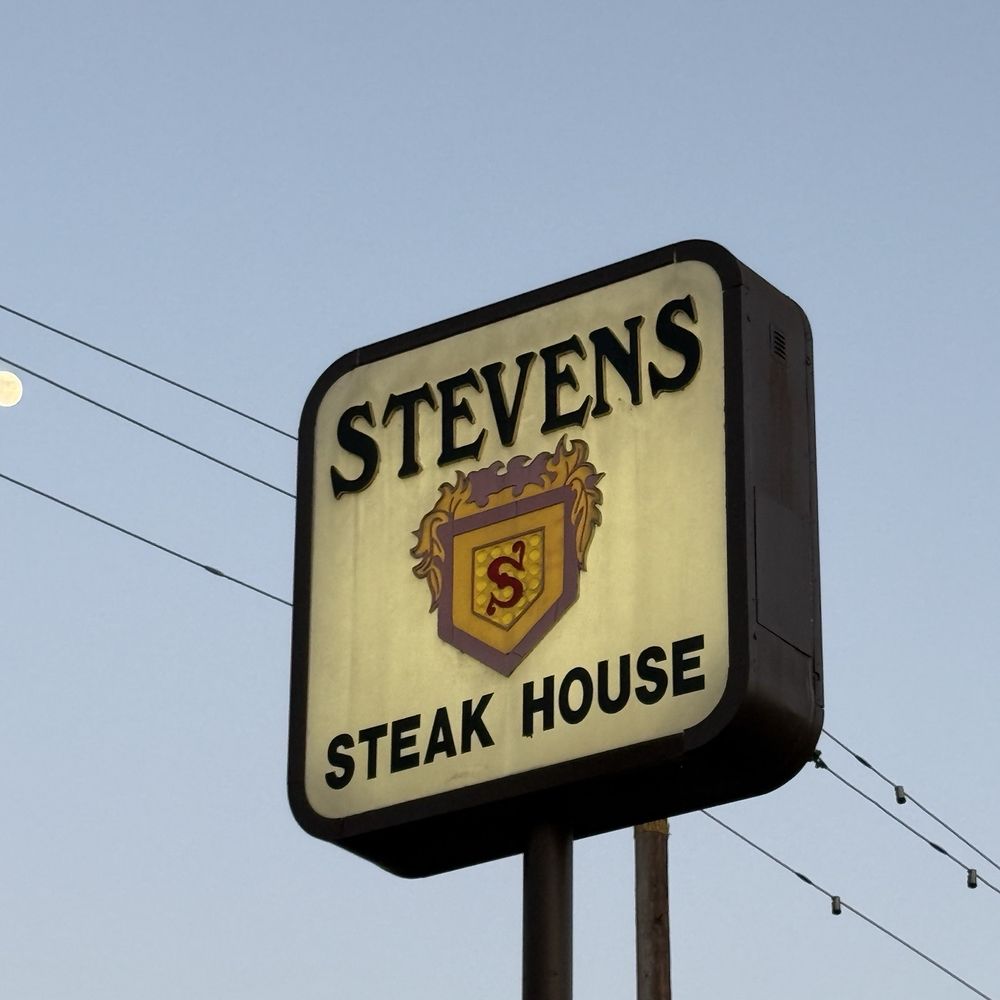 Stevens Steak & Seafood House - Signage - Steakhouses Near Me - Commerce, California Stevens Steak & Seafood House - Signage - Steakhouses Near Me - Commerce, California