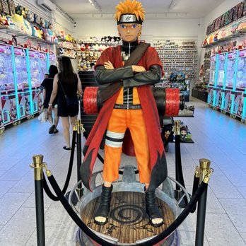 Top Canvas - Inside - Toy Stores Near Me - Alhambra, California