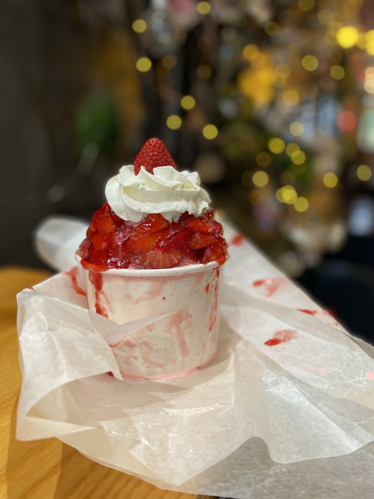 Dear Fro 632 Photos 192 Reviews Desserts 3300 Midland Avenue Toronto On Phone Number