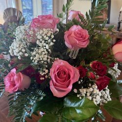 Covenant Grove Florist - I will use this florist from now on! They do amazing work!