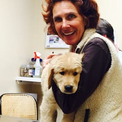 Battier's Veterinary Clinic - "Good Veterinarians talk to their animals Great Veterinarians hear them talk back"                     ~ Anonymous  Love the Love