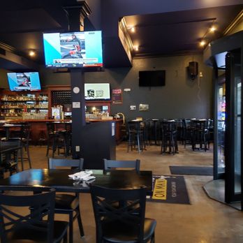 Taps on Main - More seating around the bar - Sports Bars Near Me - Kansas City, Missouri Taps on Main - More seating around the bar - Sports Bars Near Me - Kansas City, Missouri