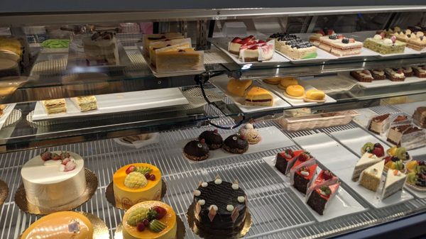 epiQ Food Hall by null