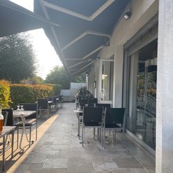 La Pratola - outside