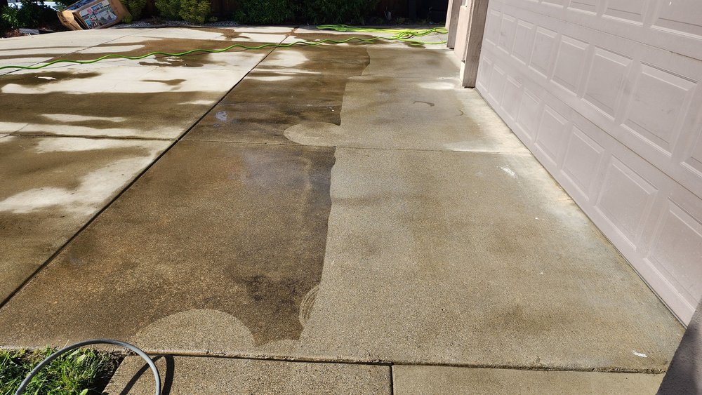 Slide of North West Fresh Roof