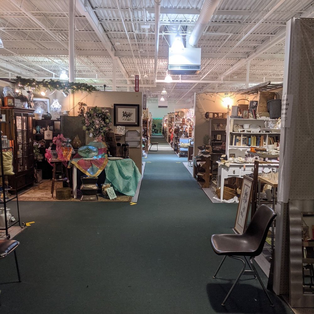 Heritage Square Antique Mall - Antiques Near Me - Columbus, Ohio Heritage Square Antique Mall - Antiques Near Me - Columbus, Ohio