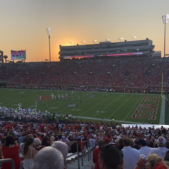 Vaught-Hemingway Stadium - Stadiums & Arenas Near Me - Oxford, Mississippi Vaught-Hemingway Stadium - Stadiums & Arenas Near Me - Oxford, Mississippi
