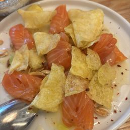 SALMON CRUDO* SALMON CRUDO*