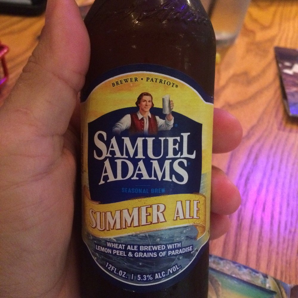 Chili's - Summer Ale when Octoberfest is the seasonal... Hmm. No go for me. - Bars Near Me - Elizabeth, New Jersey