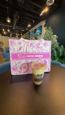 Em Coffee House by null