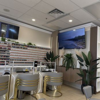 Pop Lash & Nails - Nail Salons Near Me - Las Vegas, Nevada