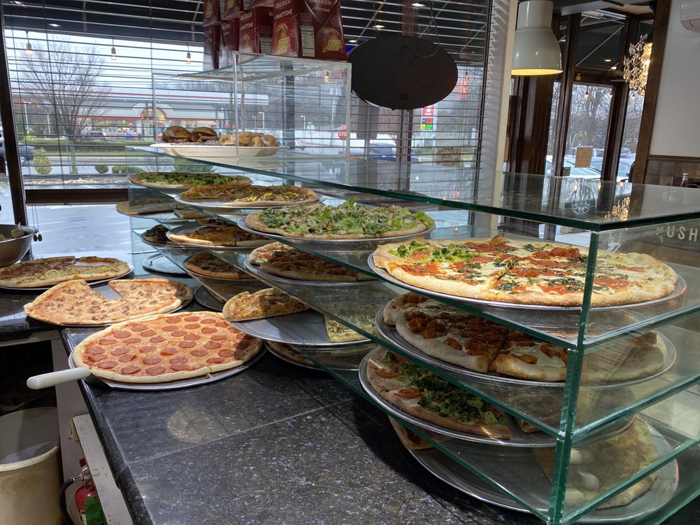 MAMA LENA’S RESTAURANT & PIZZA Updated November 2024 56 Photos & 79