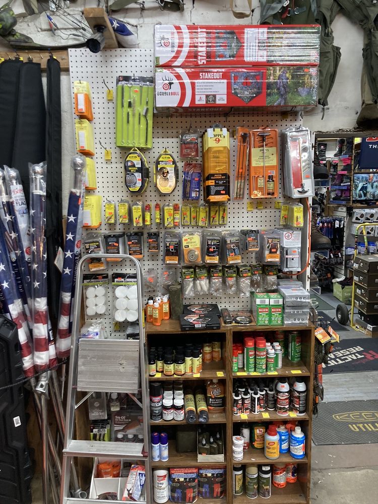 ARMY SURPLUS OUTLET Updated October 2024 50 Photos 3510 S Broadway, Englewood, Colorado