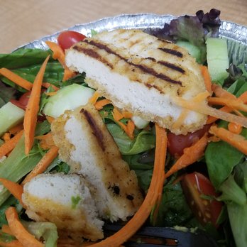 Sylmars Fix - Grilled Chicken Salad - Is that really chicken though? - Italian Near Me - Sylmar, California