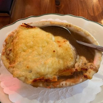 Maison Pickle - Delicious French Onion Soup Au Gratin - Cocktail Bars Near Me - New York, New York Maison Pickle - Delicious French Onion Soup Au Gratin - Cocktail Bars Near Me - New York, New York