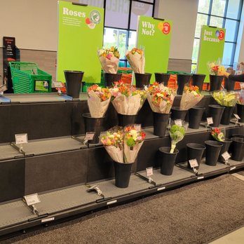 Amazon Fresh - Don't have flowers on the mother's Day weekend - Grocery Near Me - Cerritos, California