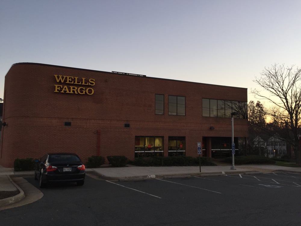 WELLS FARGO BANK Updated August 2024 8401 Old Keene Mill Rd