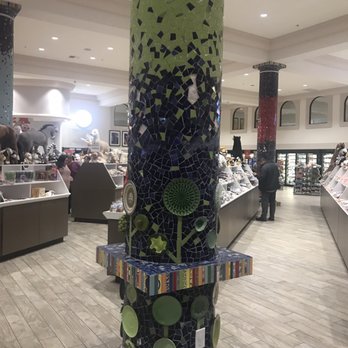 EddieWorld - Cool mosaic pillars! - Service Stations Near Me - Yermo, California EddieWorld - Cool mosaic pillars! - Service Stations Near Me - Yermo, California