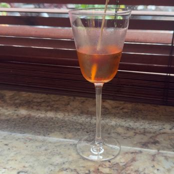 El Pequeño Bar - Cocktail Bars Near Me - Montreal, Quebec