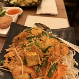 Pad Thai and Pineapple Fried Rice w/o soy sauce (food allergy) Pad Thai and Pineapple Fried Rice w/o soy sauce (food allergy)