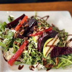 Mukilteo Lodge Sports Grille - Salad