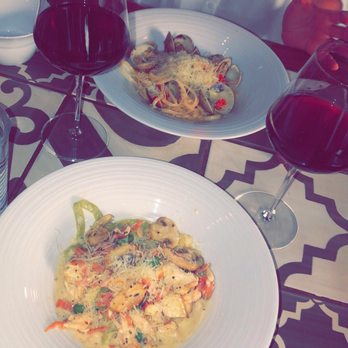 Grotto Downtown - Straw and Hay pasta and Vongole with clams!! - Italian Near Me - Houston, Texas